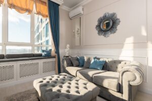 zithoekje bij het raam